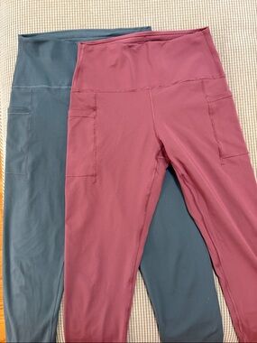NB Dry 2 pocket leggings - dark mauve,  gray. Size M. Offered as a set. Quality